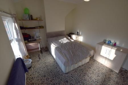 Talbot Road, Northampton, NN1 - Photo 2