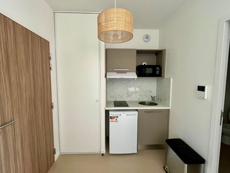 Location Appartement 1 pièce 17m² ALBI 81000 - Photo 4