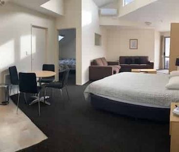 One Bedroom Apartment - Photo 1