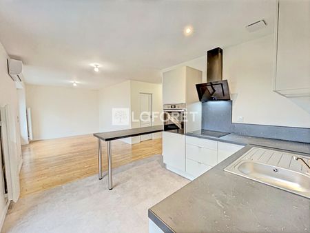 House - Photo 4