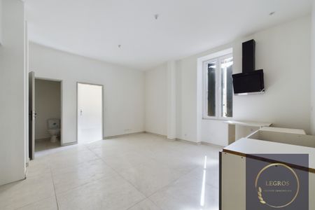 Appartement de type 2 en rez de chaussé - Photo 2