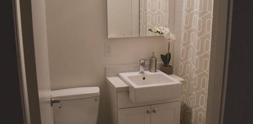 Renovated 1 Bedroom Suite in Kitsilano - Photo 2