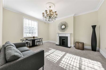 Newly renovated two bedroom set on first floor of a period conversion - Photo 5