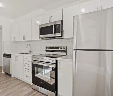 201-195 Lindsay Street Townhouses & Apartments — 2 Bedroom - Photo 3