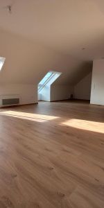 Location Appartement 3 pièces 75m² ARMENTIERES 59280 - Photo 4