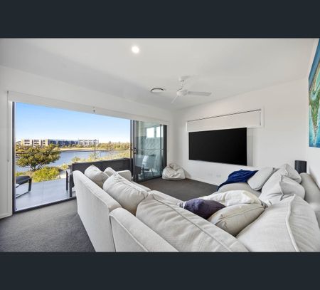 1/15 Tailslide Crescent, Bokarina, Qld 4575 - Photo 3