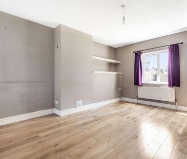 Lee Road, Aylesbury, HP21 - Photo 1