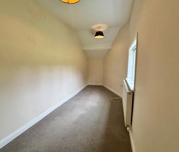 Winsford, Darnhall - Photo 1