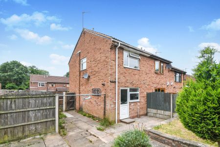 2 bedroom house to rent Newman Way, Rednal, Birmingham, West Midlands, B45 - Photo 3