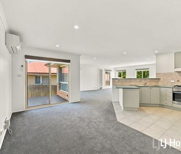 Freshly Refurbished Family Home in Convenient Location - Photo 3