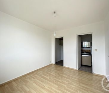 Location Appartement 2 pièces 42m² TROYES 10000 - Photo 4