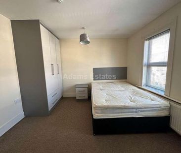 Pitcroft Avenue, Reading, RG6 - Photo 2