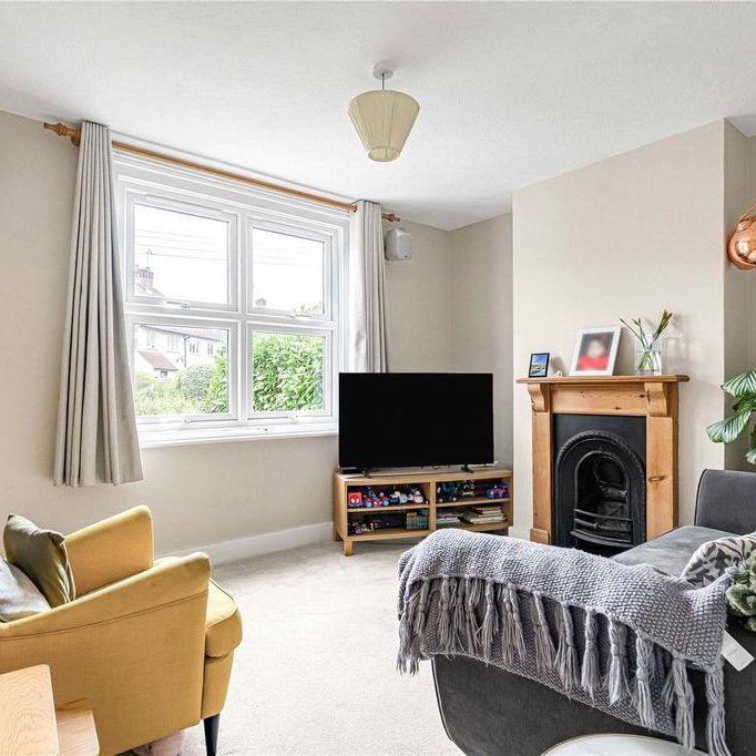 2 bedroom end of terrace house to rent - Photo 1