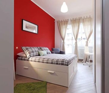 Via Antonino Lo Surdo, Rome, Lazio 00146 - Photo 6