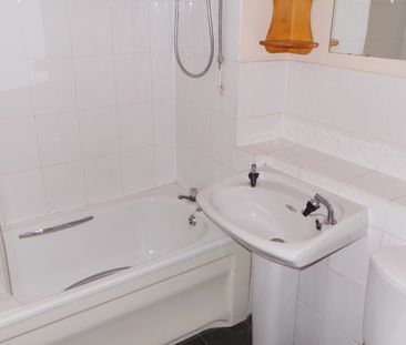 1 bedroom maisonette to rent - Photo 6