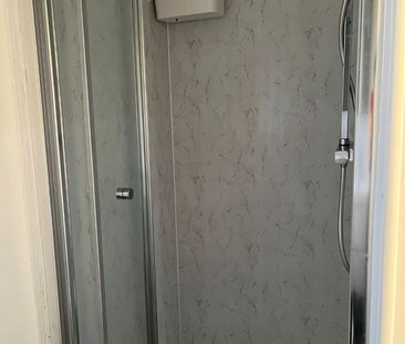 Studio Flat, North Circular Road, NW10 - Photo 5