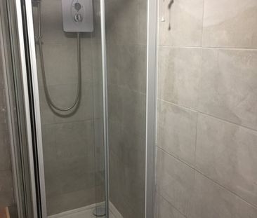 1 bed House Share - To Let - Photo 4