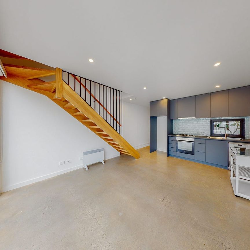 Classic Facade, Contemporary Living – The Best of Both Worlds - Photo 1