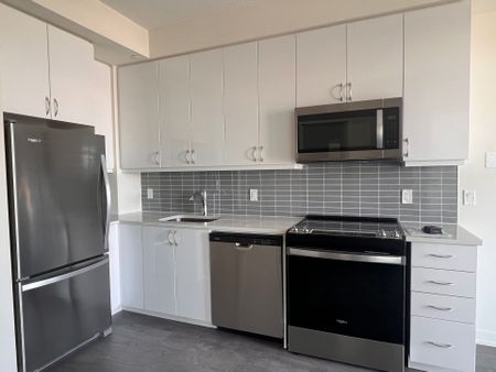 For Lease - 38 Annie Craig Drive Unit# 1810, Toronto, Ontario - Photo 2