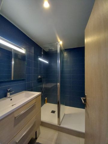 Location Appartement 4 pièces 68m² - Photo 2