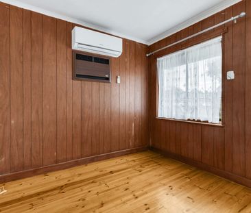 Spacious 3 Bedroom Home! - Photo 2