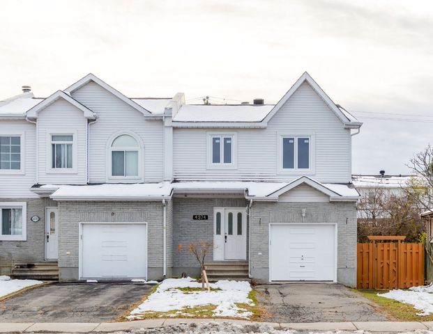 À louer / Maison à étages - Photo 1