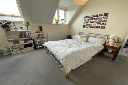 3 bedroom apartment to rent - Photo 3