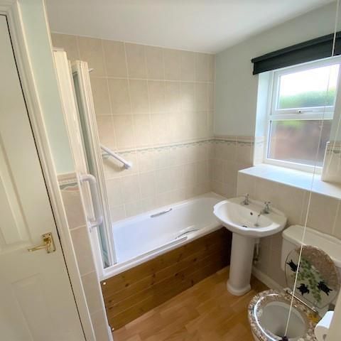 Christ Church Close, Stamford - Photo 1