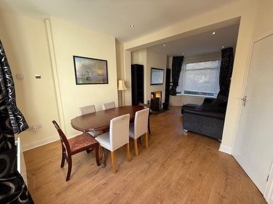 6 Willesden Park, Belfast, BT9 5GX - Photo 1