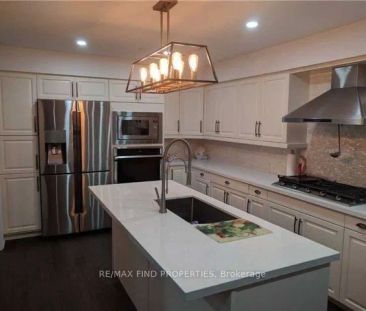 2406 Yorktown Circle #UPPER PORTION 2 FLOORS - Photo 5