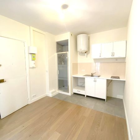 Location Appartement LEVALLOIS PERRET - - Photo 4