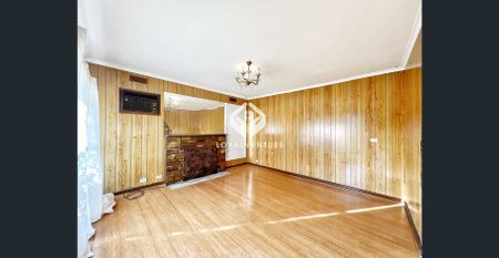 Versatile Family Home with Multiple Living Areas and Outdoor Appeal - Photo 4