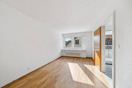 Schöne 4-Zimmerwohnung zu vermieten! - Foto 2