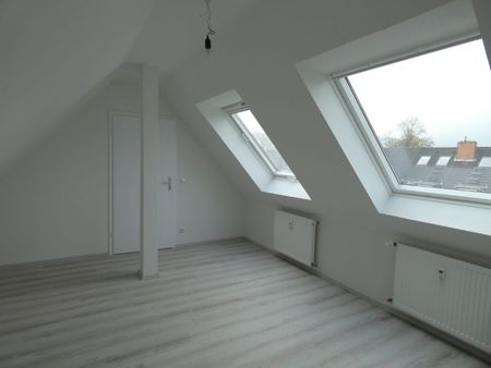 ** Modernisierte Maisonette-DG-Wohnung sucht einen neuen Mieter ** - Foto 4