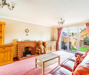 4 bedroom detached house to rent - Photo 1