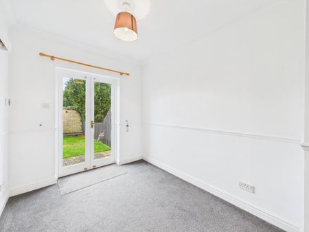 3 bedroom terraced house to rent - Photo 4