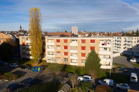 Spacieux appartement de 4.5 pièces au rez-de-chaussée - Photo 3