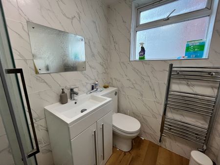 Room in a Shared House, The Malt House, BS2 - Photo 3