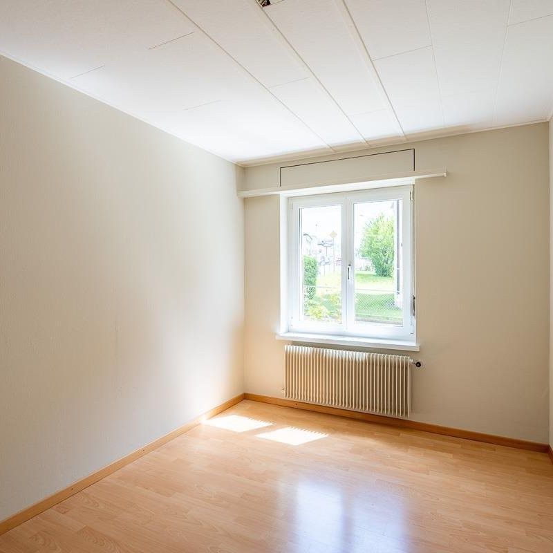 Preiswerte 5.5-Zi. Wohnung im 1. OG - Photo 1