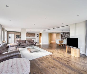 3 bedroom flat to rent - Photo 2