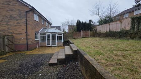 3 bedroom semi-detached house to rent - Photo 2