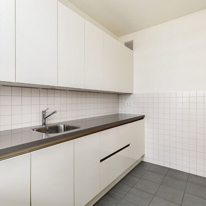 Te huur: Appartement Kruiskade in Rotterdam - Photo 1