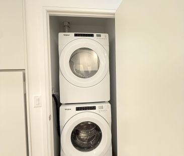 For Lease - 3250 Carding Mill Trail Unit# 222, Oakville, Ontario - Photo 2