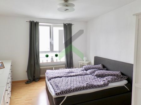 Über den Dächern! Sonnige City-Wohnung in der Iserlohner Innenstadt ! - Foto 2