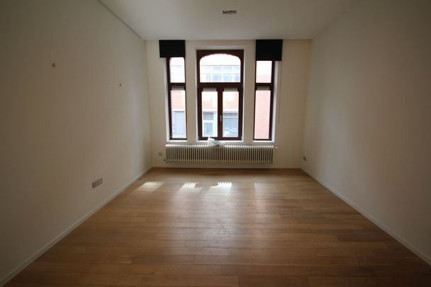 Appartement te huur - Photo 1