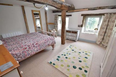 Briar Cottage, Briestfield Road, Wakefield, WF12 - Photo 4