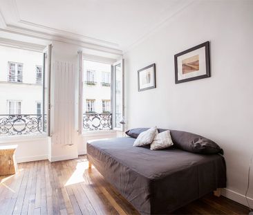 Appartement à louer rue Notre Dame de Nazareth, Paris 3ème - Photo 3