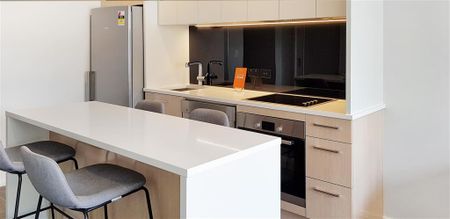 CITY CENTRAL - Brand New 2 Bedroom Apt with A Carpark and Furniture - Photo 4