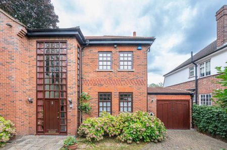 5 bedroom semi-detached house to rent - Photo 4