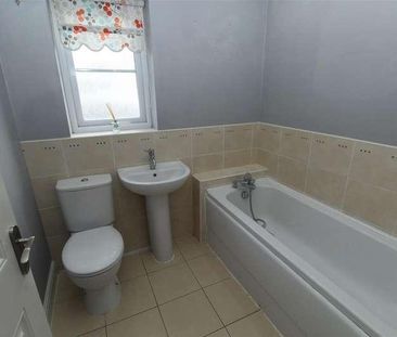 Newick Park, Westvale, Kirkby, L32 - Photo 2